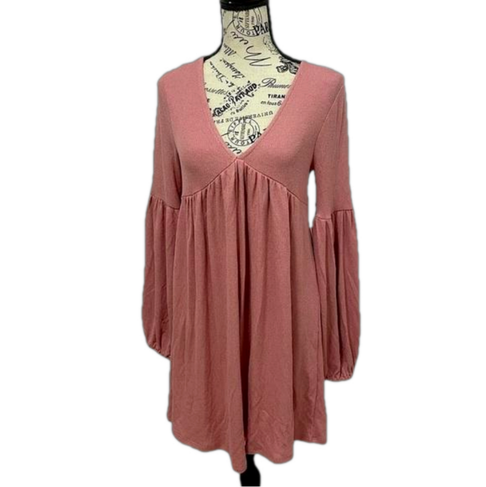 𝅺FLOWY Pink open back dress